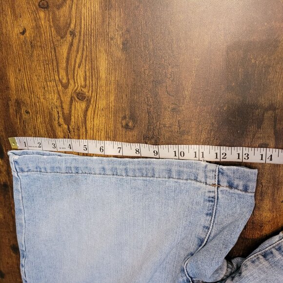 Vtg Tommy Hilfiger Denim Shorts Size 14 Mid Rise Light Wash Ripped Cotton Denim - Picture 9 of 9